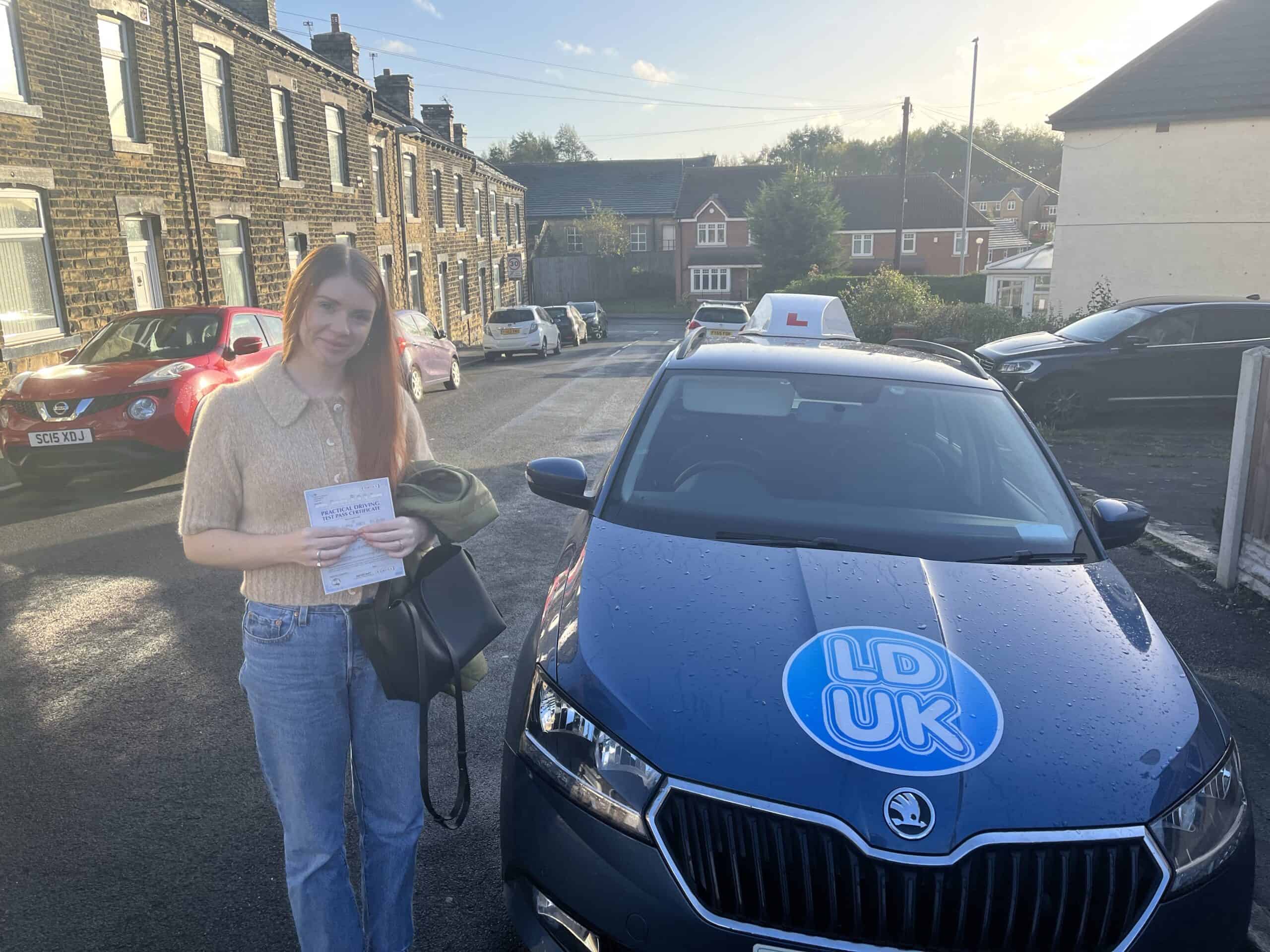 Sophie Milburn (Leeds) - Learn Driving UK